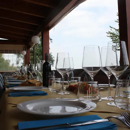 Летний дом Agriturismo La Valle Del Vento Urbino